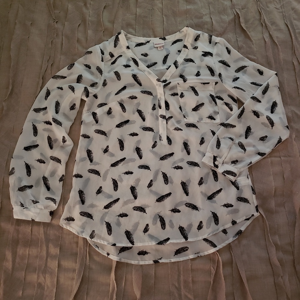 Great Condition! Merona Feather Blouse